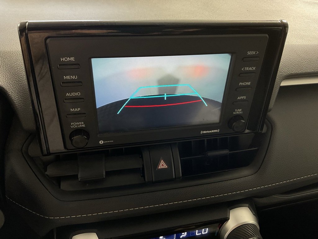 2021 Toyota RAV4 Hybrid LE photo 2