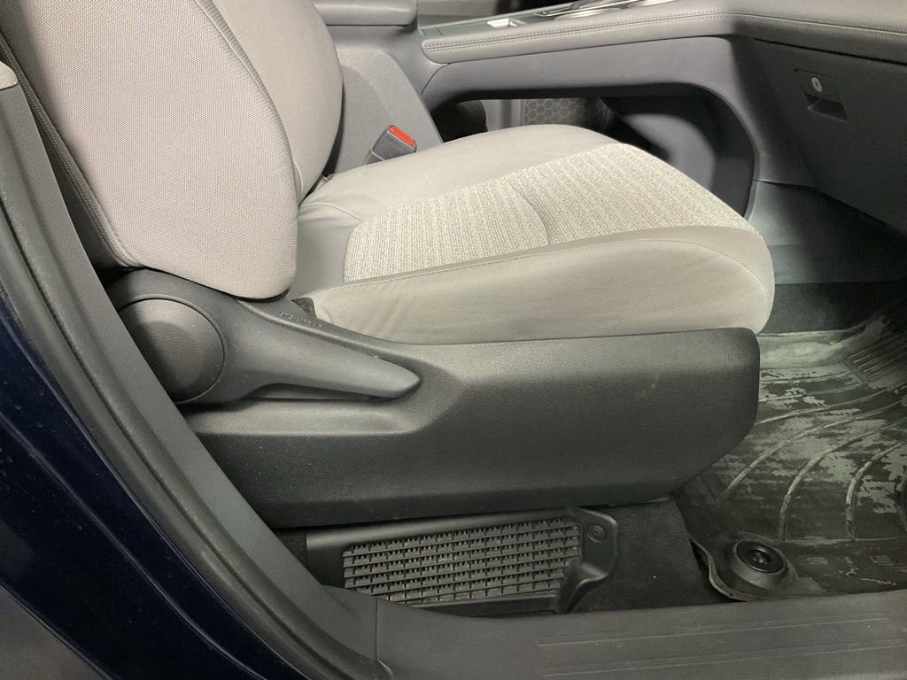 2023 Toyota Sienna LE - Photo 36