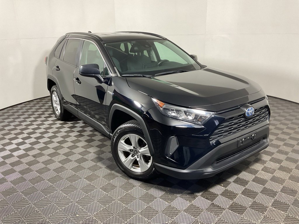 2021 Toyota RAV4 Hybrid LE photo 3