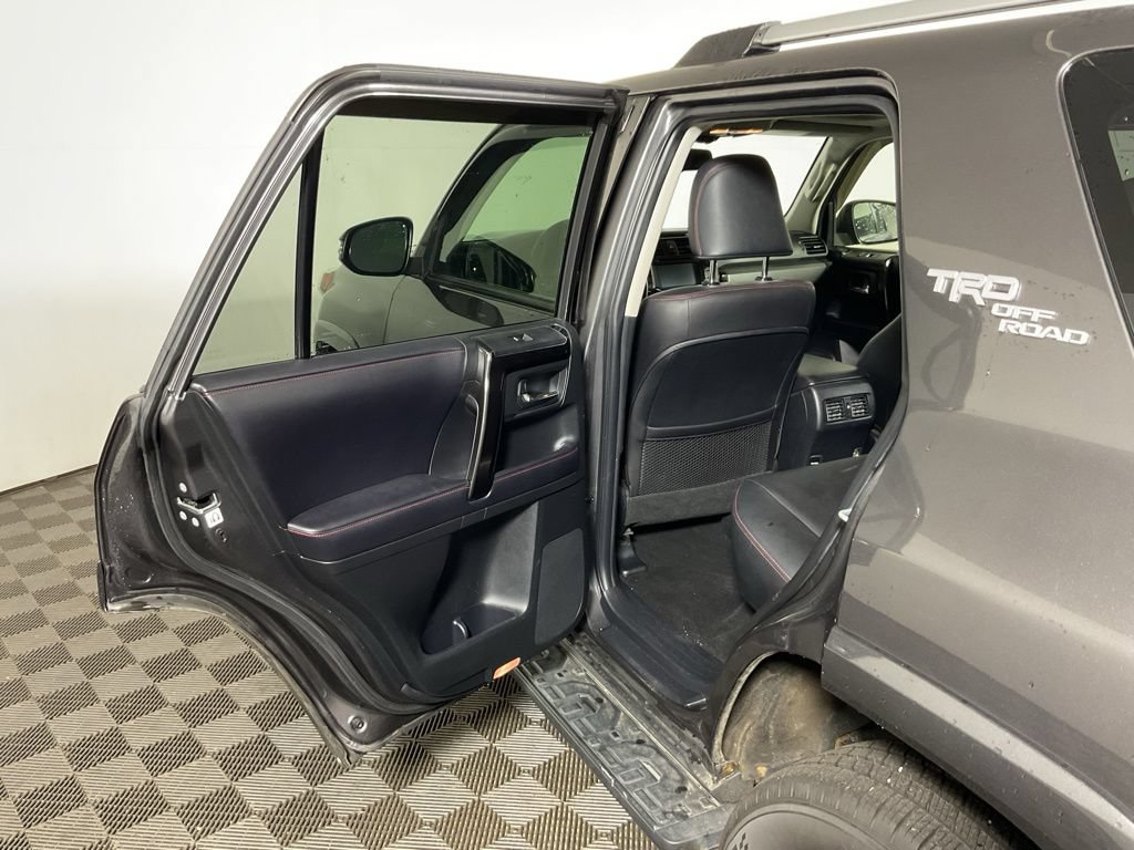 2018 Toyota 4Runner Off-Road - Photo 32