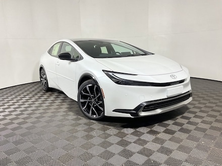 2025 Toyota Prius Plug-in Hybrid XSE Premium Hatchback