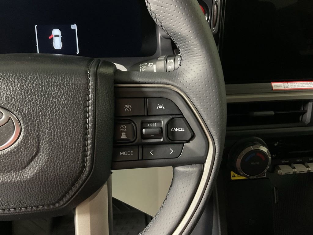 2025 Toyota 4Runner TRD Off-Road Premium - Photo 28