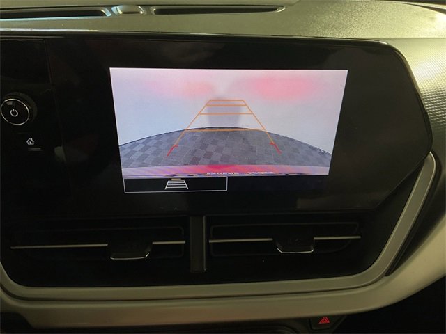 2024 Chevrolet Trax photo 2