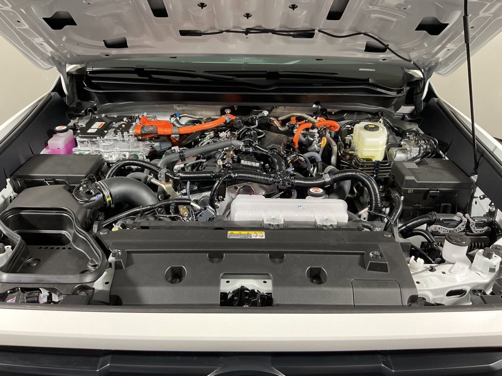 2025 Toyota Tacoma TRD Sport - Photo 9