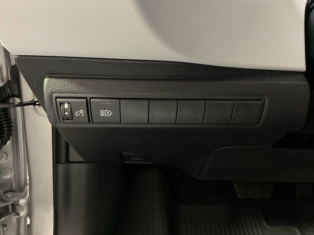 2026 Toyota Corolla Hatchback SE - Photo 28