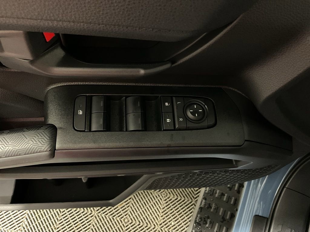 2025 Toyota 4Runner TRD Off-Road - Photo 19