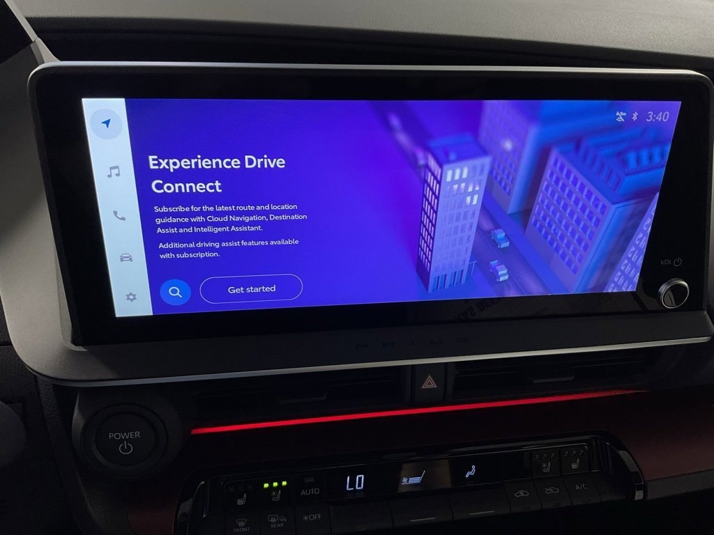 New 2025 Toyota Prius Plug-in Hybrid XSE Premium Hatchback