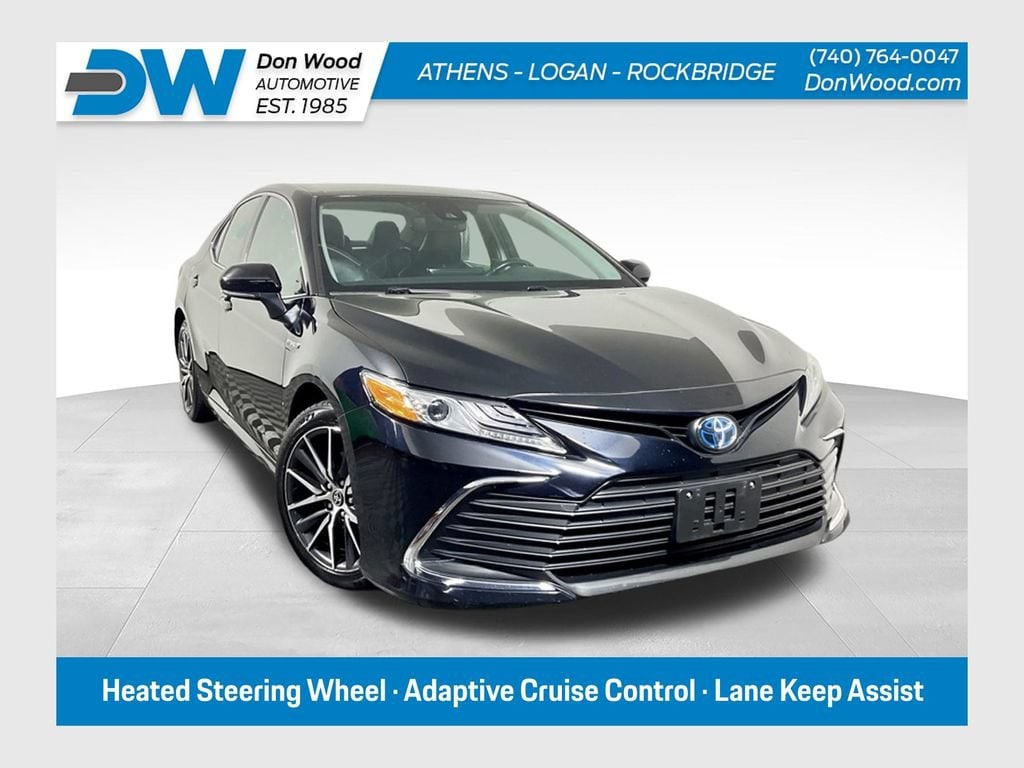 Used 2021 Toyota Camry Hybrid XLE Sedan