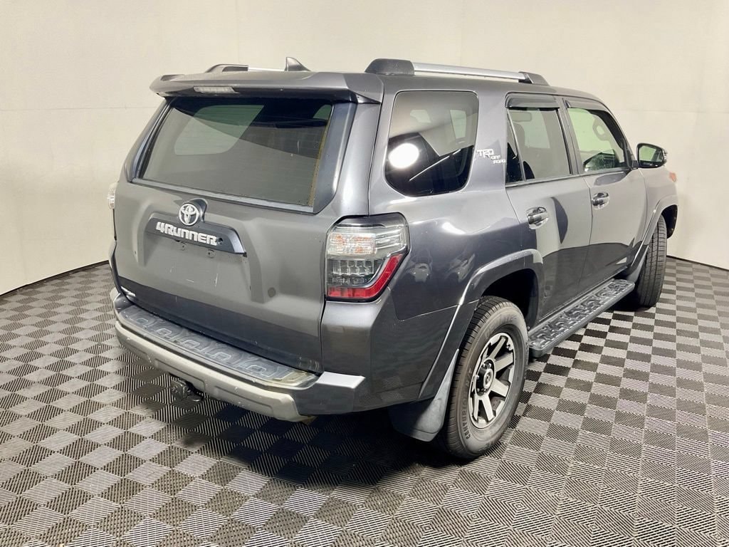 2018 Toyota 4Runner Off-Road - Photo 18