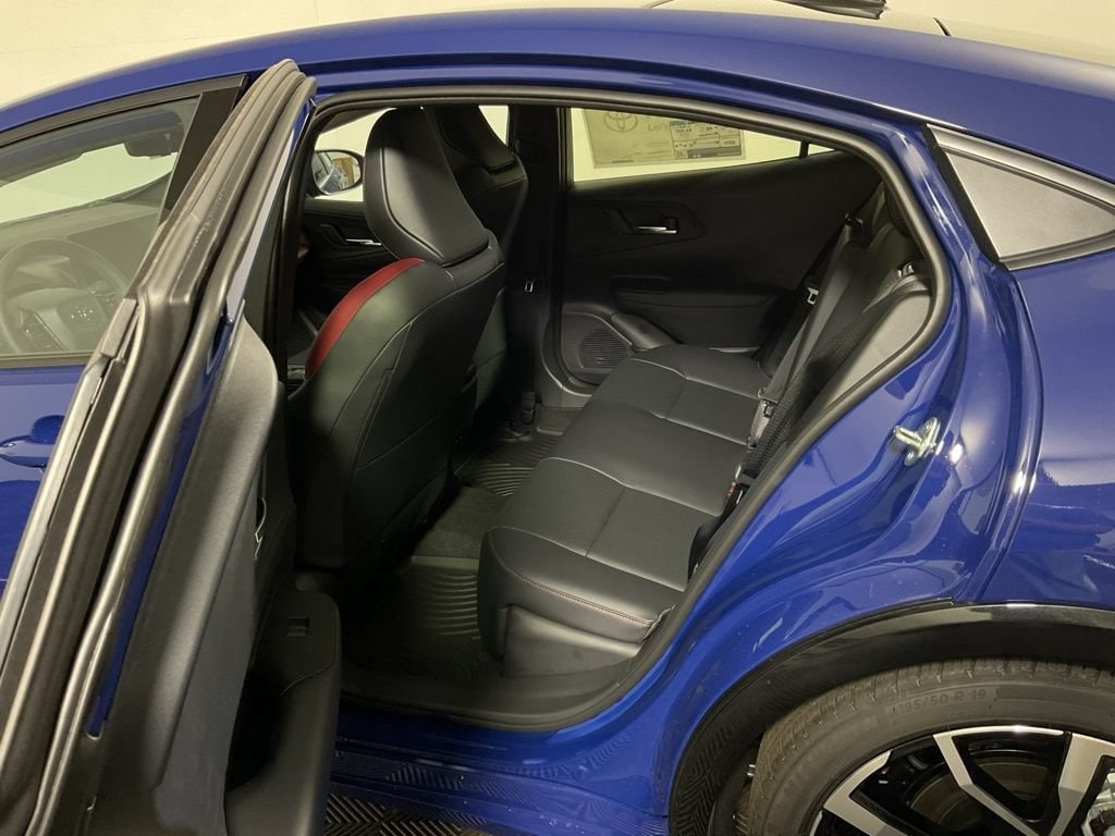 2025 Toyota Prius XSE Premium - Photo 33