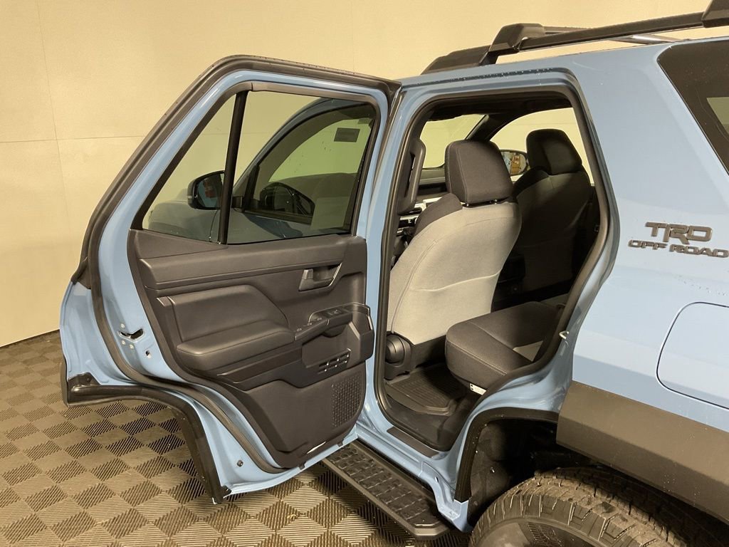2025 Toyota 4Runner TRD Off-Road - Photo 31