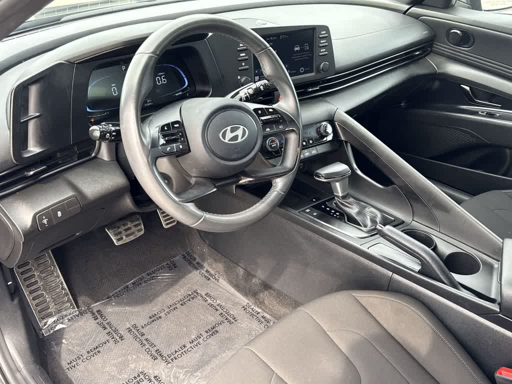 Thumbnail: 2025 Hyundai Elantra - 13