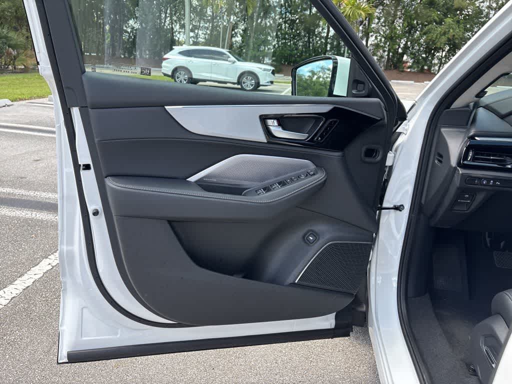 Thumbnail: 2026 Acura MDX - 15