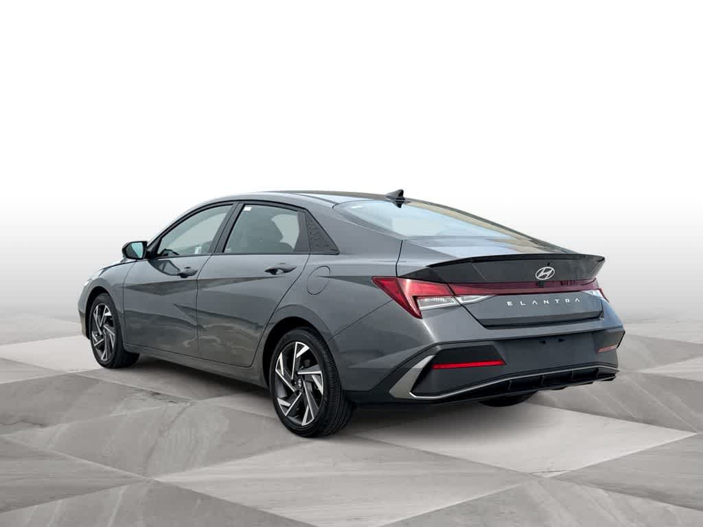 Thumbnail: 2025 Hyundai Elantra - 6