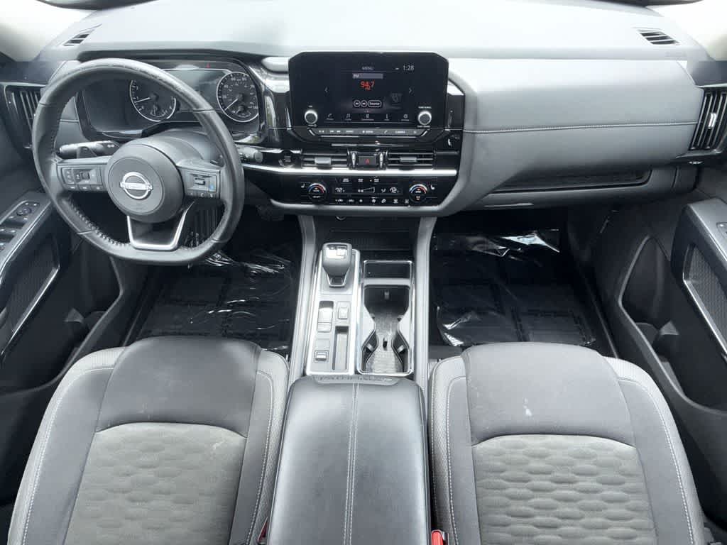 Thumbnail: 2025 Nissan Pathfinder - 24