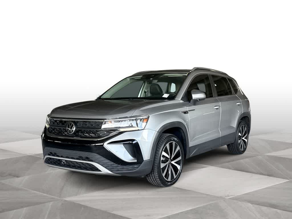 Thumbnail: 2023 Volkswagen Taos - 4