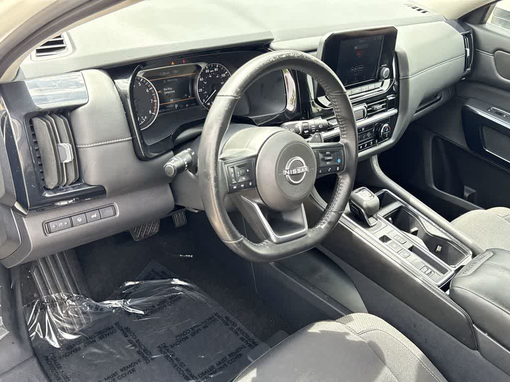 Thumbnail: 2025 Nissan Pathfinder - 13