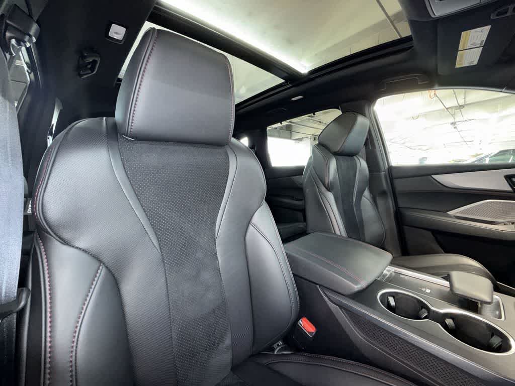Thumbnail: 2023 Acura MDX - 27