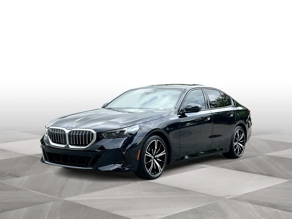Thumbnail: 2026 BMW 5 Series - 4