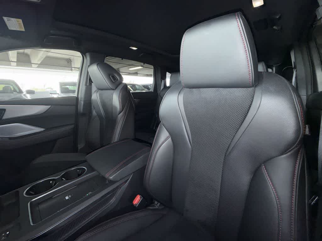 Thumbnail: 2025 Acura MDX - 14