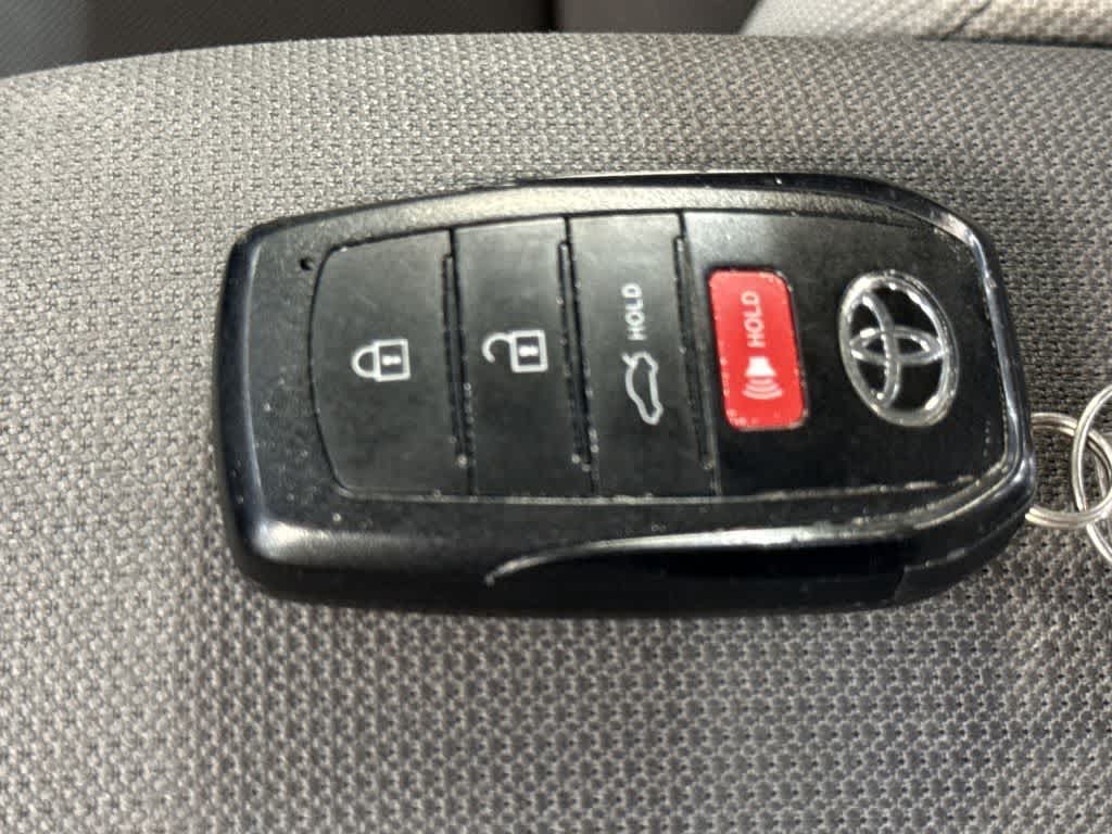 Thumbnail: 2025 Toyota Corolla - 28
