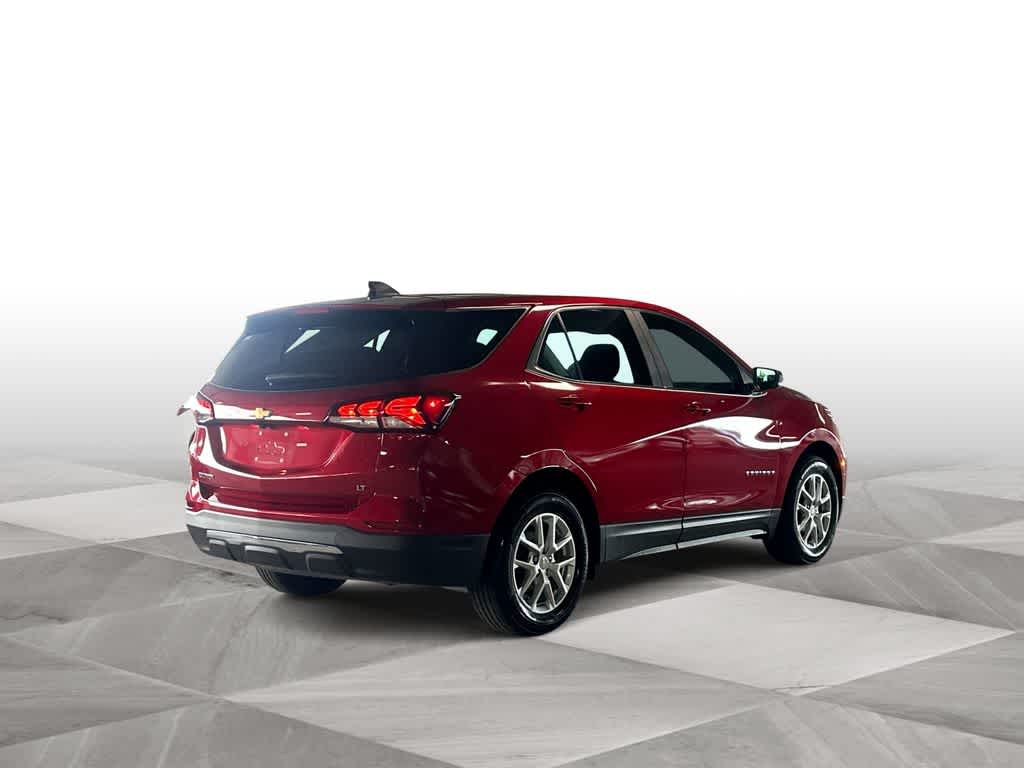 Thumbnail: 2023 Chevrolet Equinox - 8