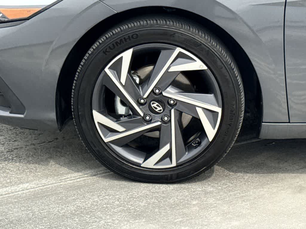 Thumbnail: 2025 Hyundai Elantra - 11