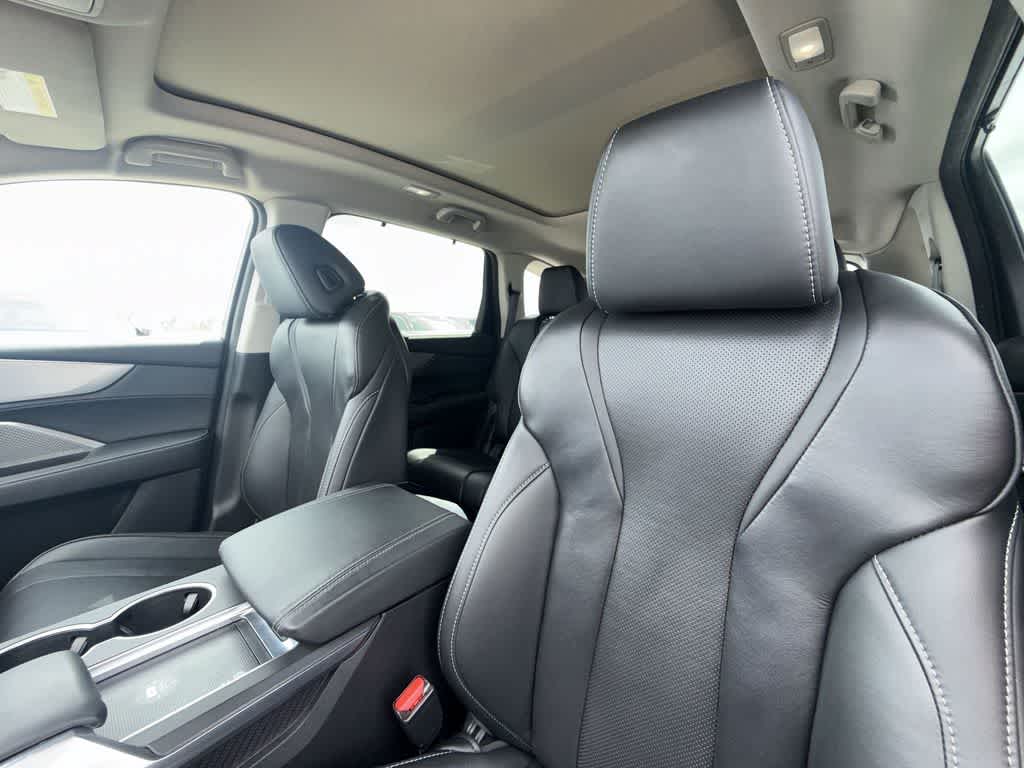 Thumbnail: 2023 Acura MDX - 14