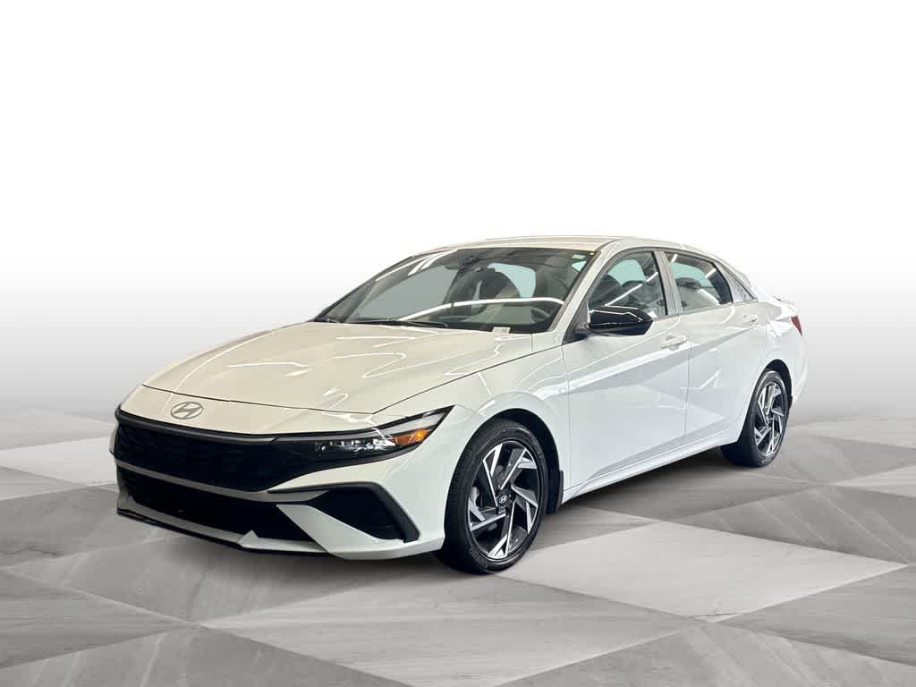 Thumbnail: 2025 Hyundai Elantra - 4