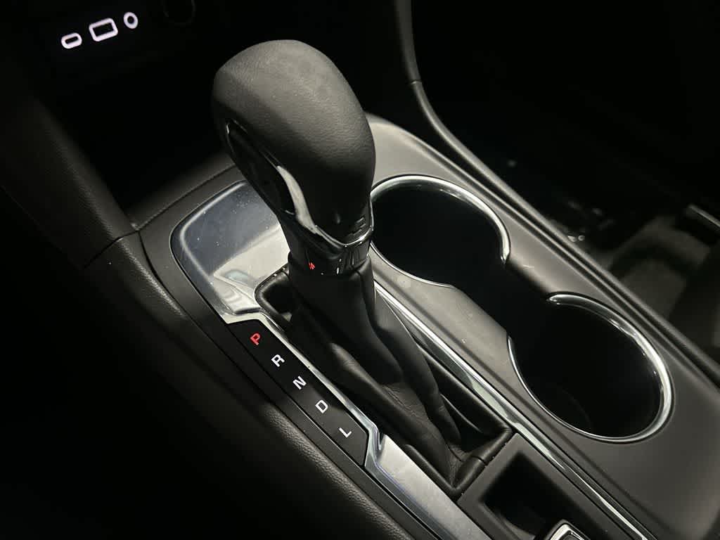Thumbnail: 2023 Chevrolet Equinox - 21