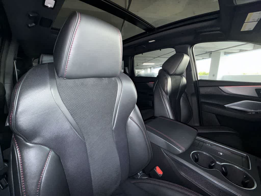 Thumbnail: 2025 Acura MDX - 27