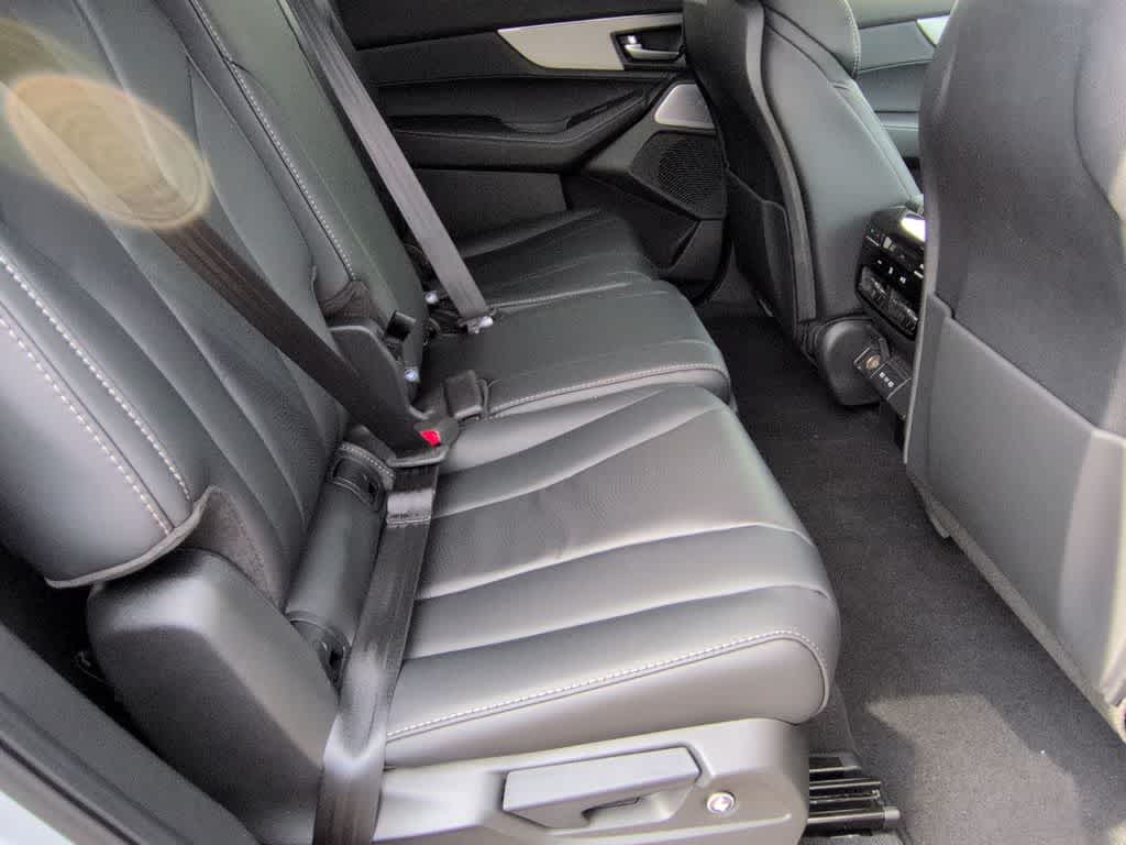 Thumbnail: 2026 Acura MDX - 22