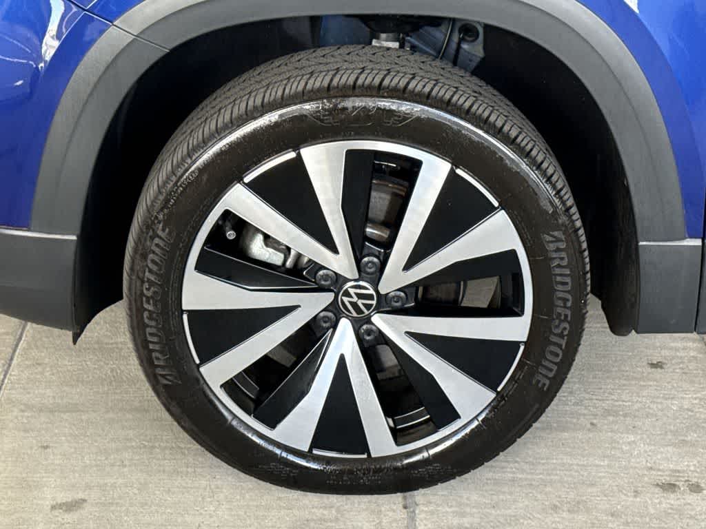 Thumbnail: 2024 Volkswagen Taos - 11