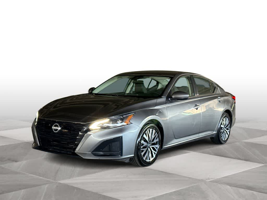Thumbnail: 2023 Nissan Altima - 4