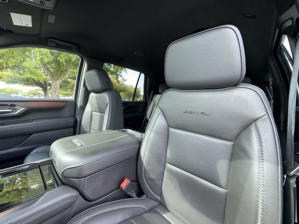 Thumbnail: 2025 GMC Yukon - 14