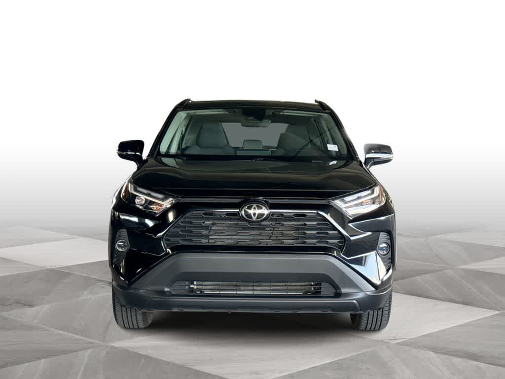Thumbnail: 2025 Toyota RAV4 - 3