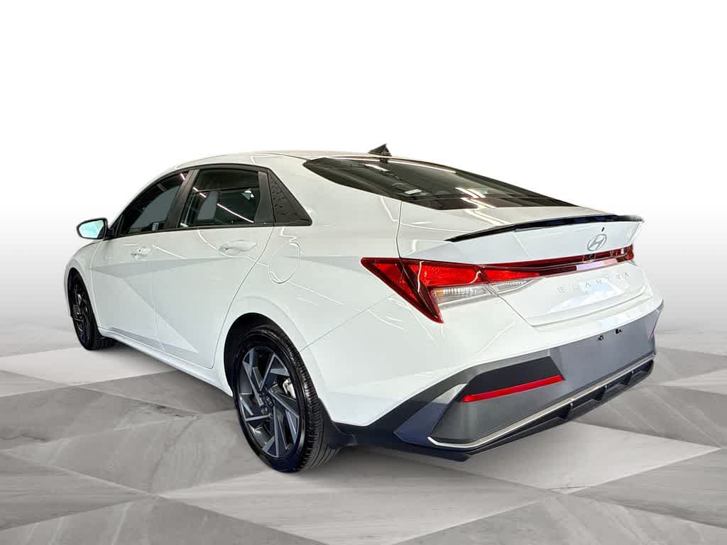 Thumbnail: 2025 Hyundai Elantra - 6