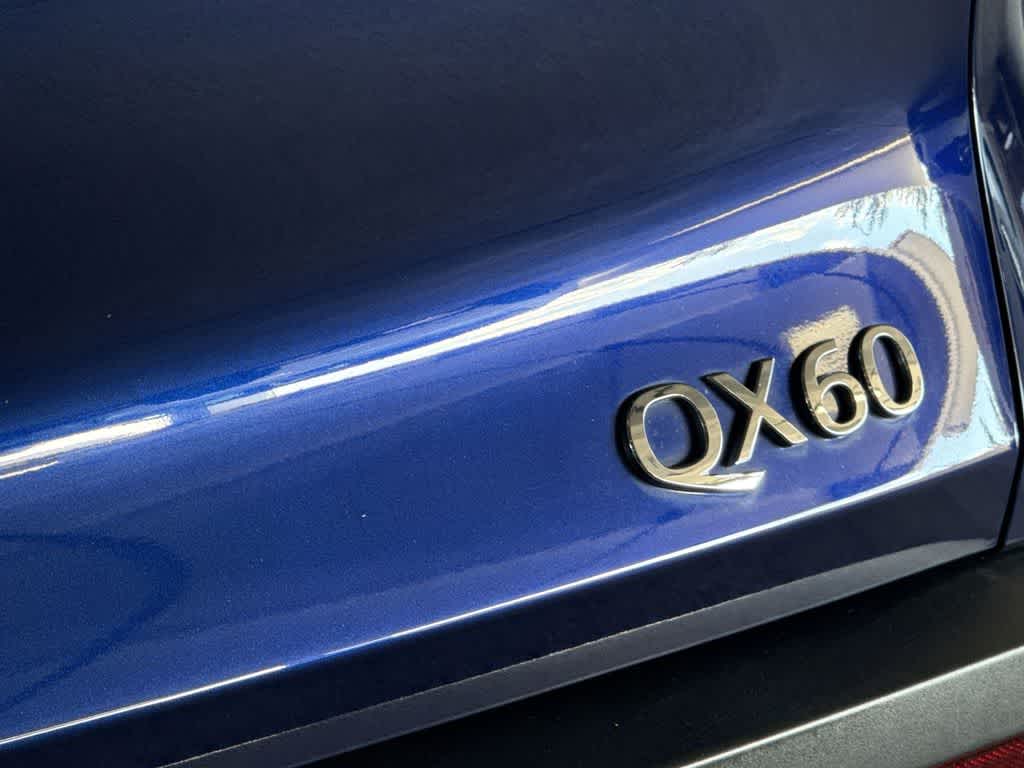 Thumbnail: 2023 INFINITI QX60 - 10