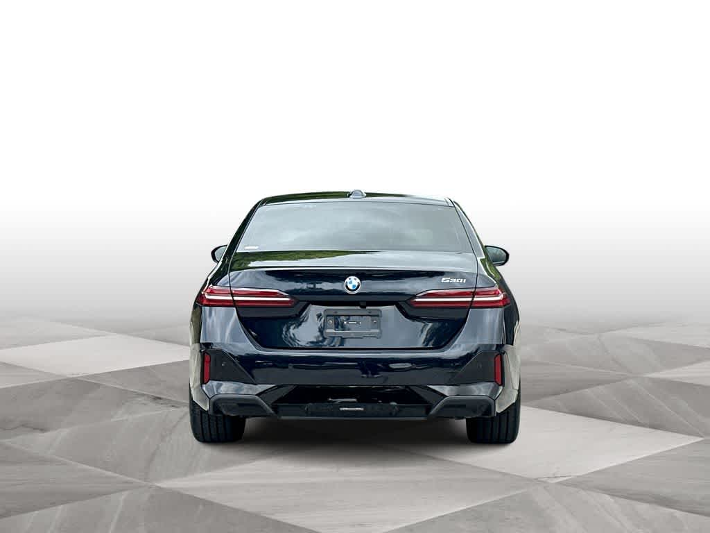 Thumbnail: 2026 BMW 5 Series - 7
