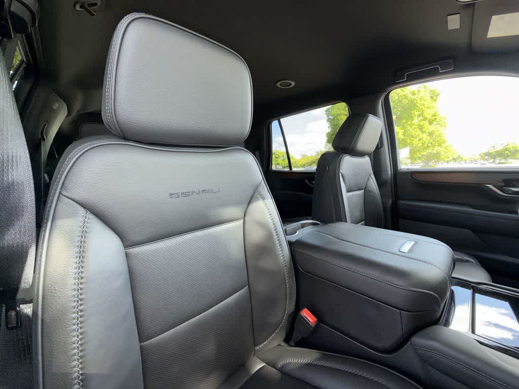 Thumbnail: 2025 GMC Yukon - 27