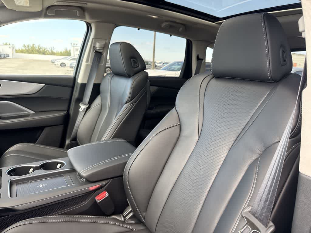 Thumbnail: 2026 Acura MDX - 14