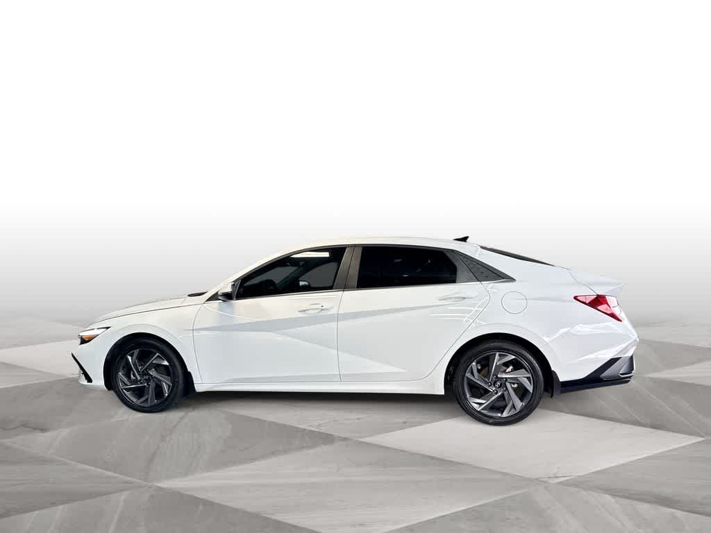 Thumbnail: 2026 Hyundai Elantra - 5