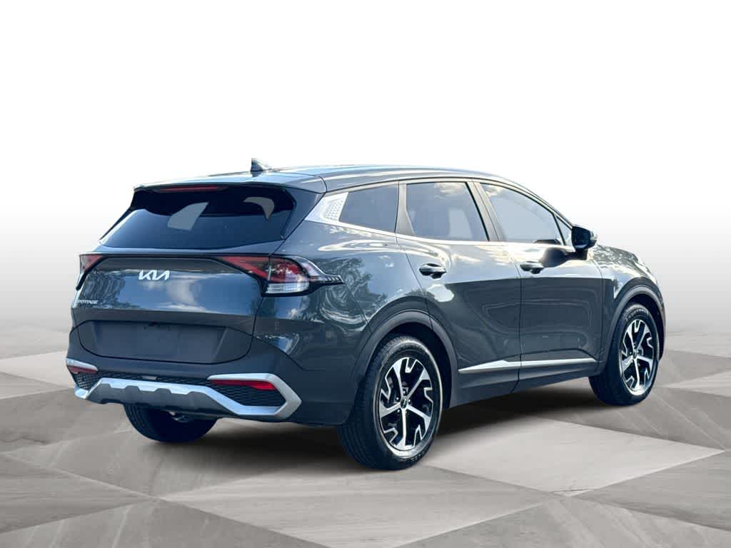 Thumbnail: 2023 Kia Sportage - 8