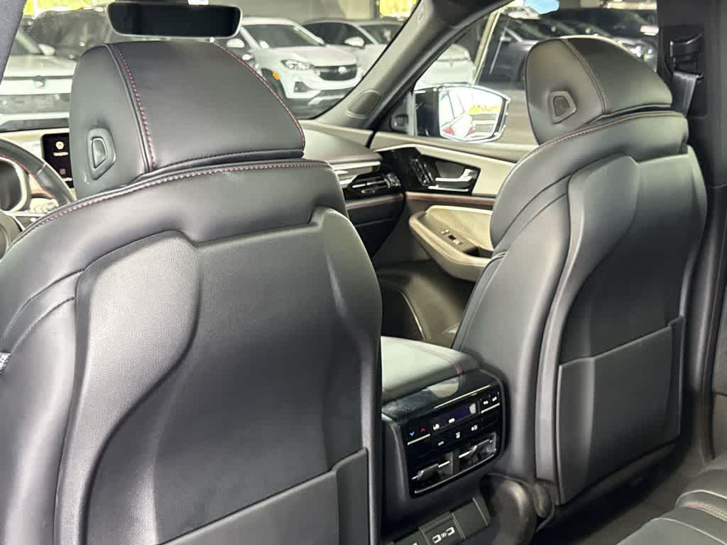 Thumbnail: 2023 Acura MDX - 23