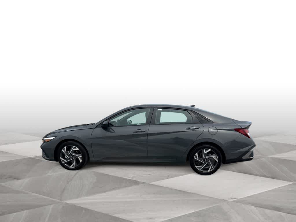 Thumbnail: 2025 Hyundai Elantra - 5
