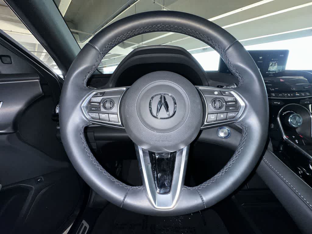 Thumbnail: 2025 Acura RDX - 15