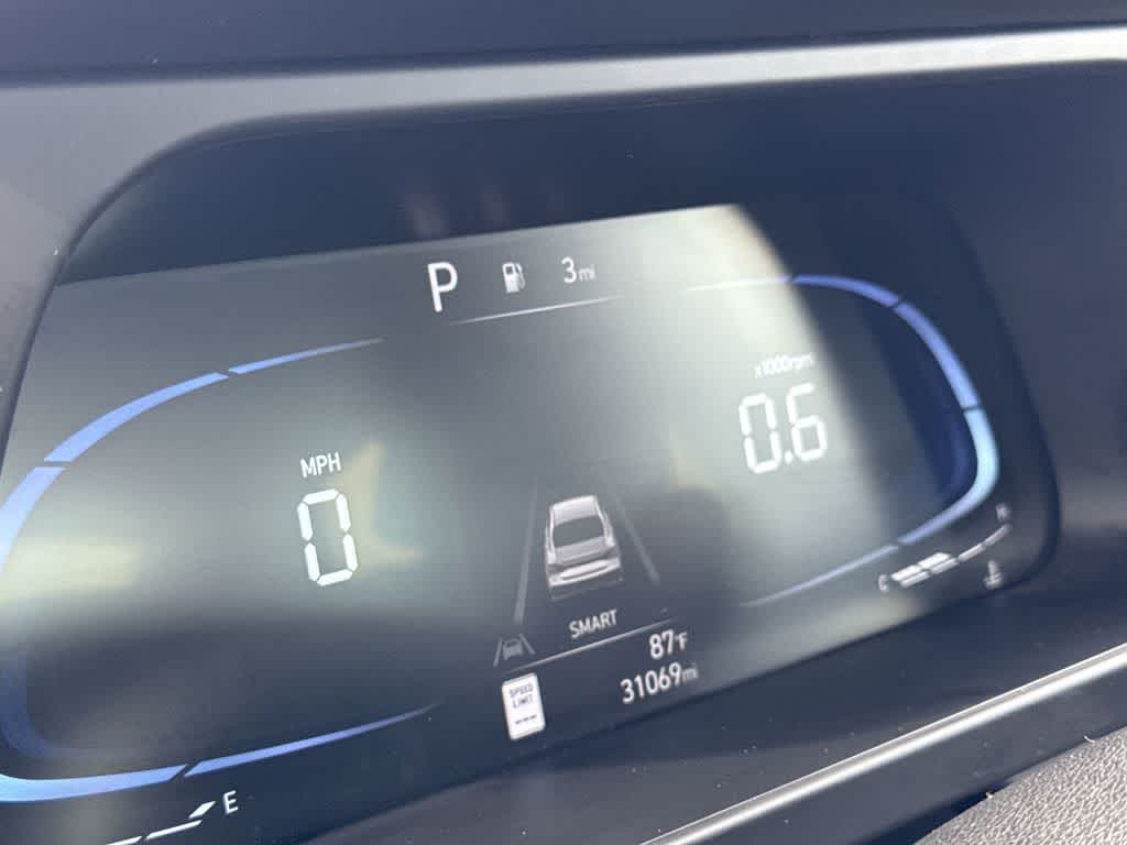 Thumbnail: 2025 Hyundai Elantra - 16