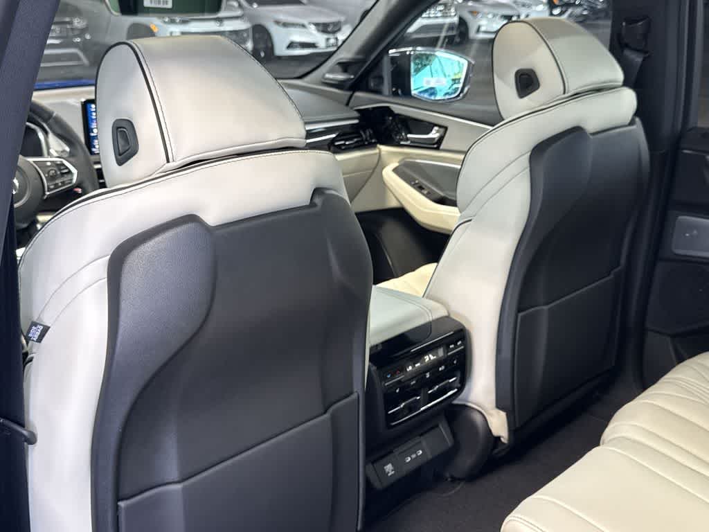Thumbnail: 2026 Acura MDX - 23