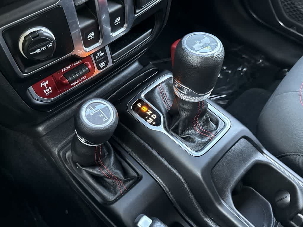 Thumbnail: 2023 Jeep Wrangler - 21