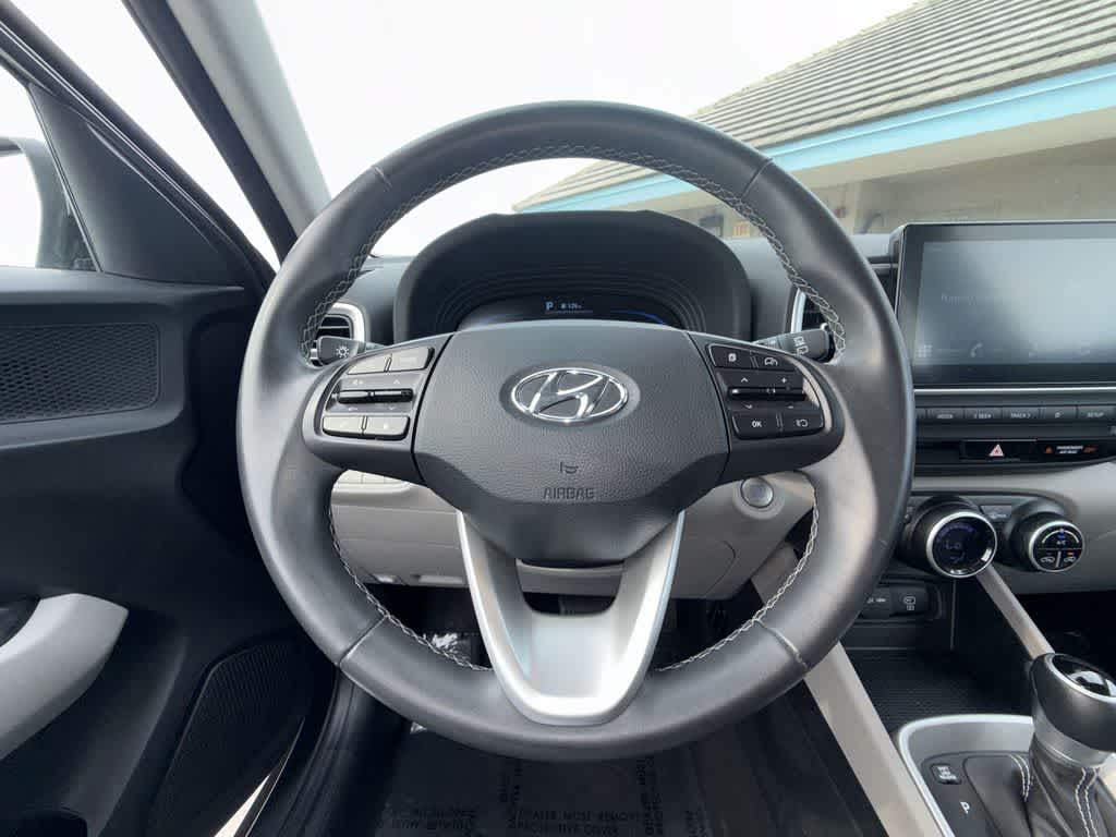Thumbnail: 2025 Hyundai Venue - 15